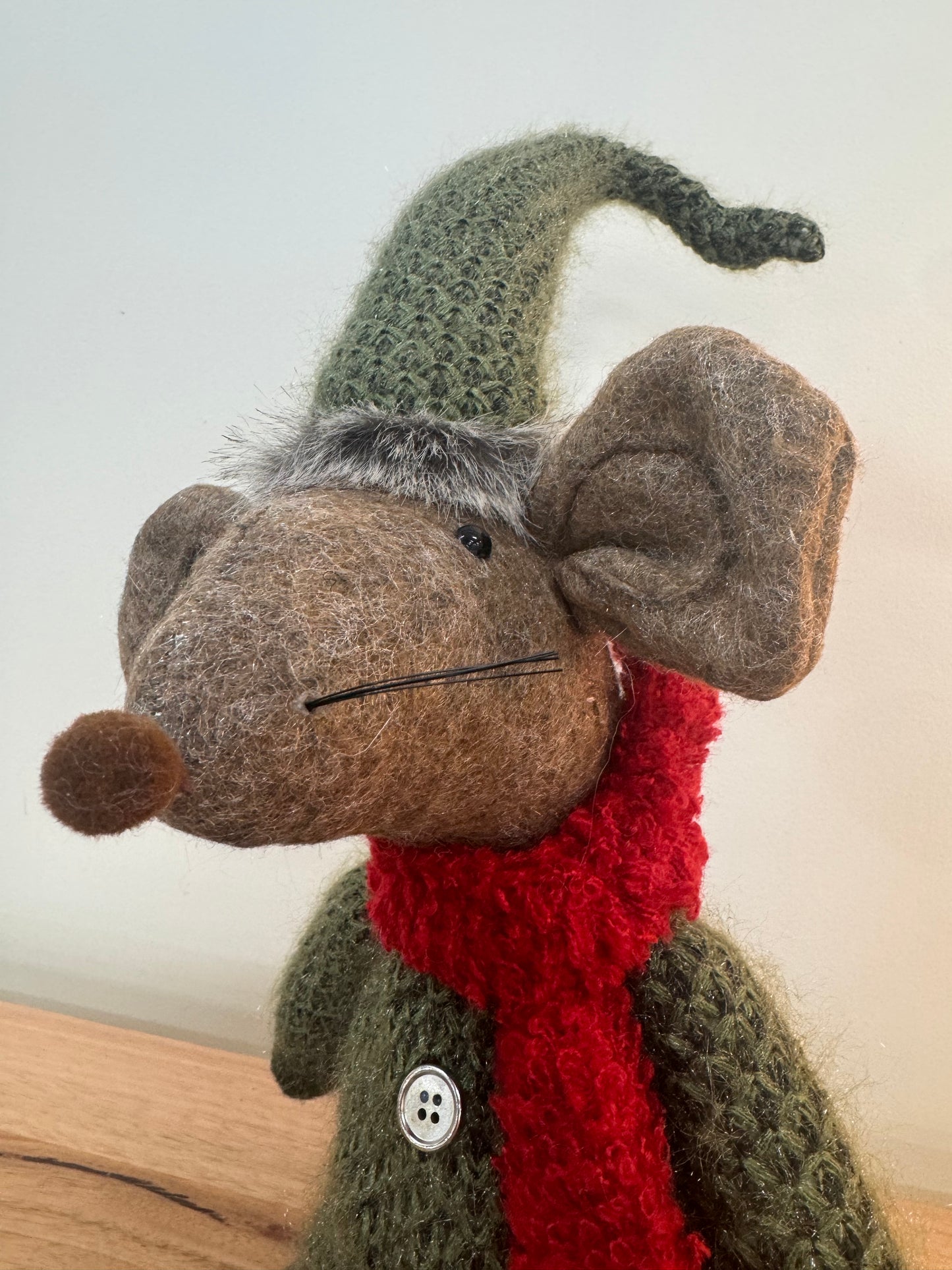 Dangly Legs Mouse - 17x15x73cm
